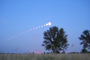 lunar eclipse 2011-standard-scale-2 00x