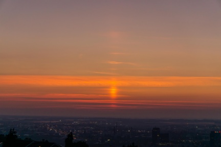 Sun pillars